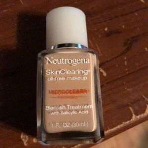 Neutrogena skinclearing new